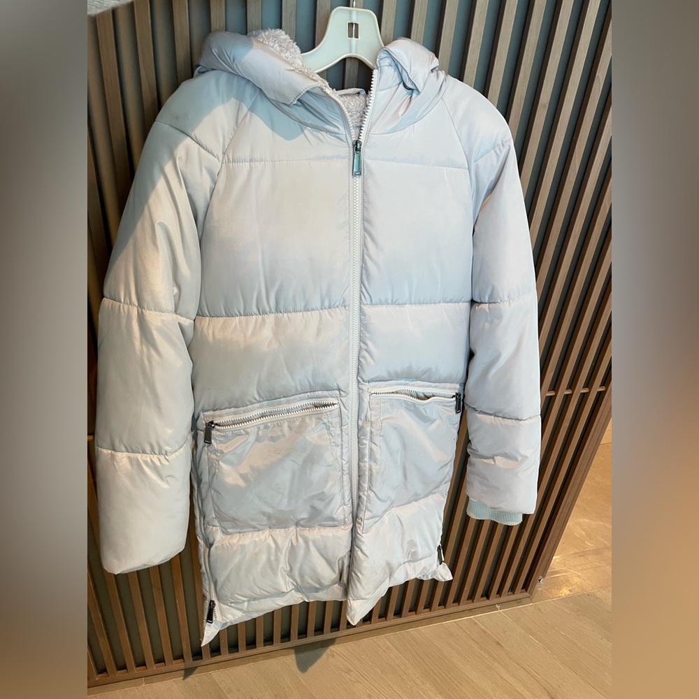 BCBG puffer coat size Small